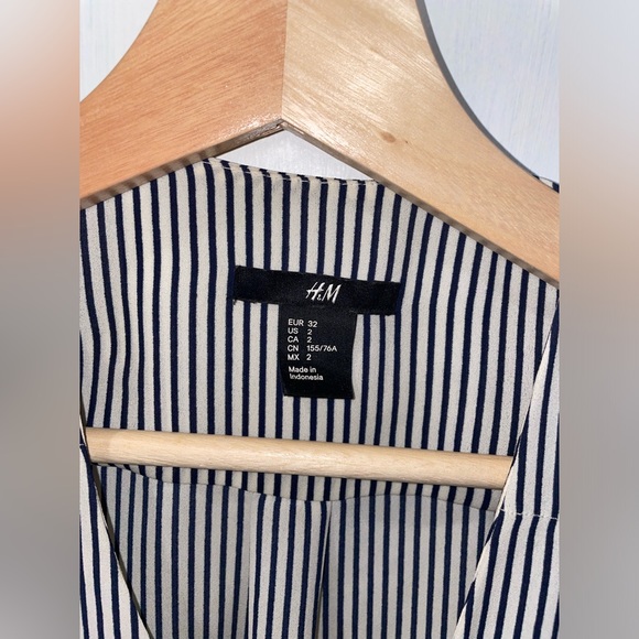 H&M Striped Blouse - Picture 3 of 3